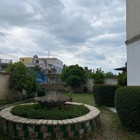 Italia * Durrës
